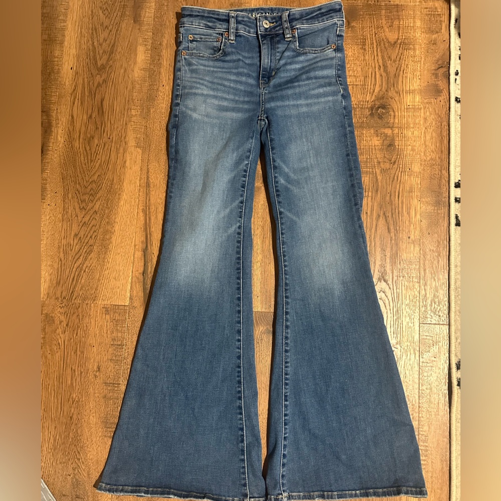 American Eagle Outfitters Flare Jeans in Blue